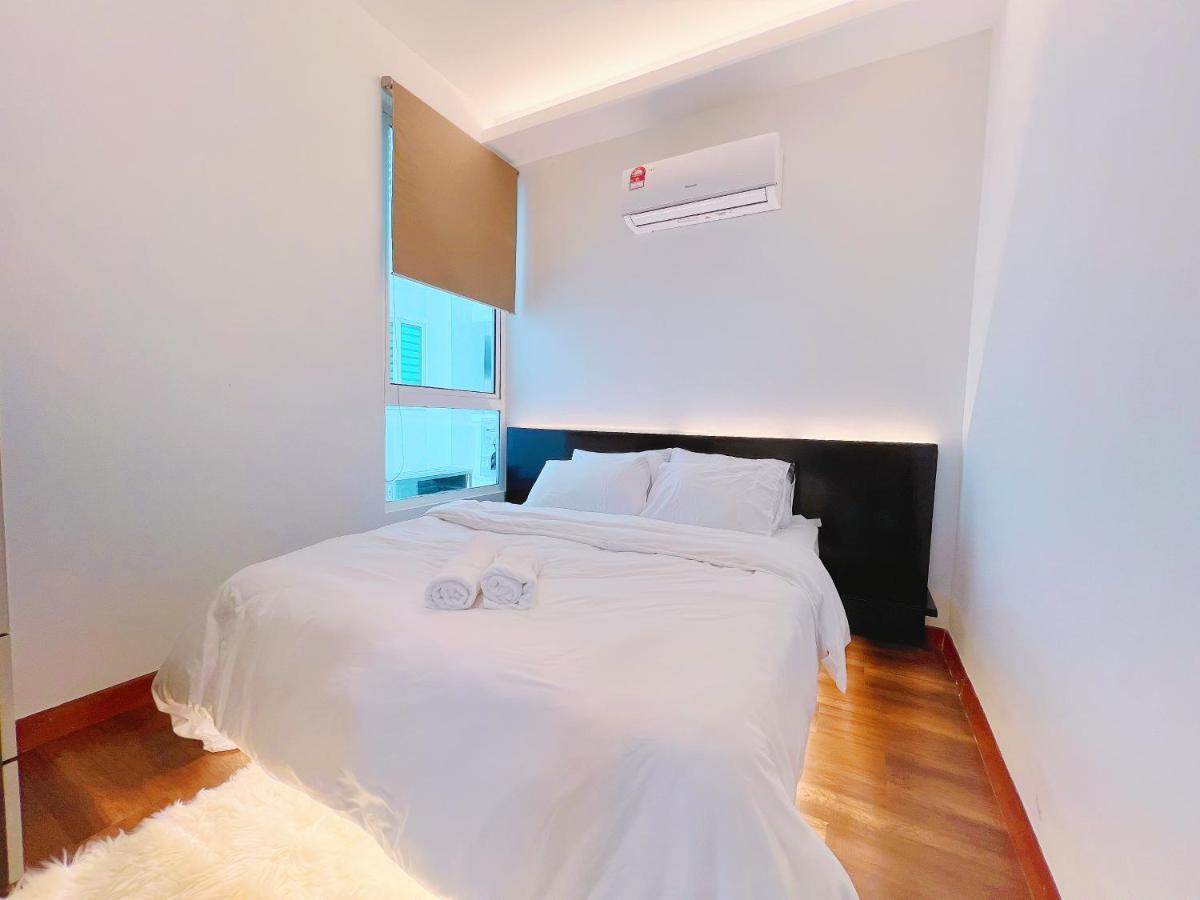 Modern Cozy W Balcony -8pax- 3 Free Parking By Aftertea *