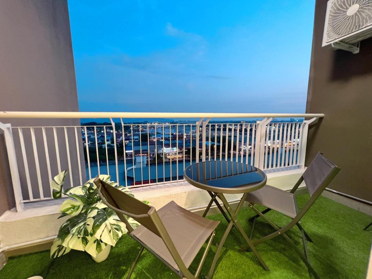 Apartment Modern Cozy W Balcony -8pax- 3 Free Parking By Aftertea Ipoh
